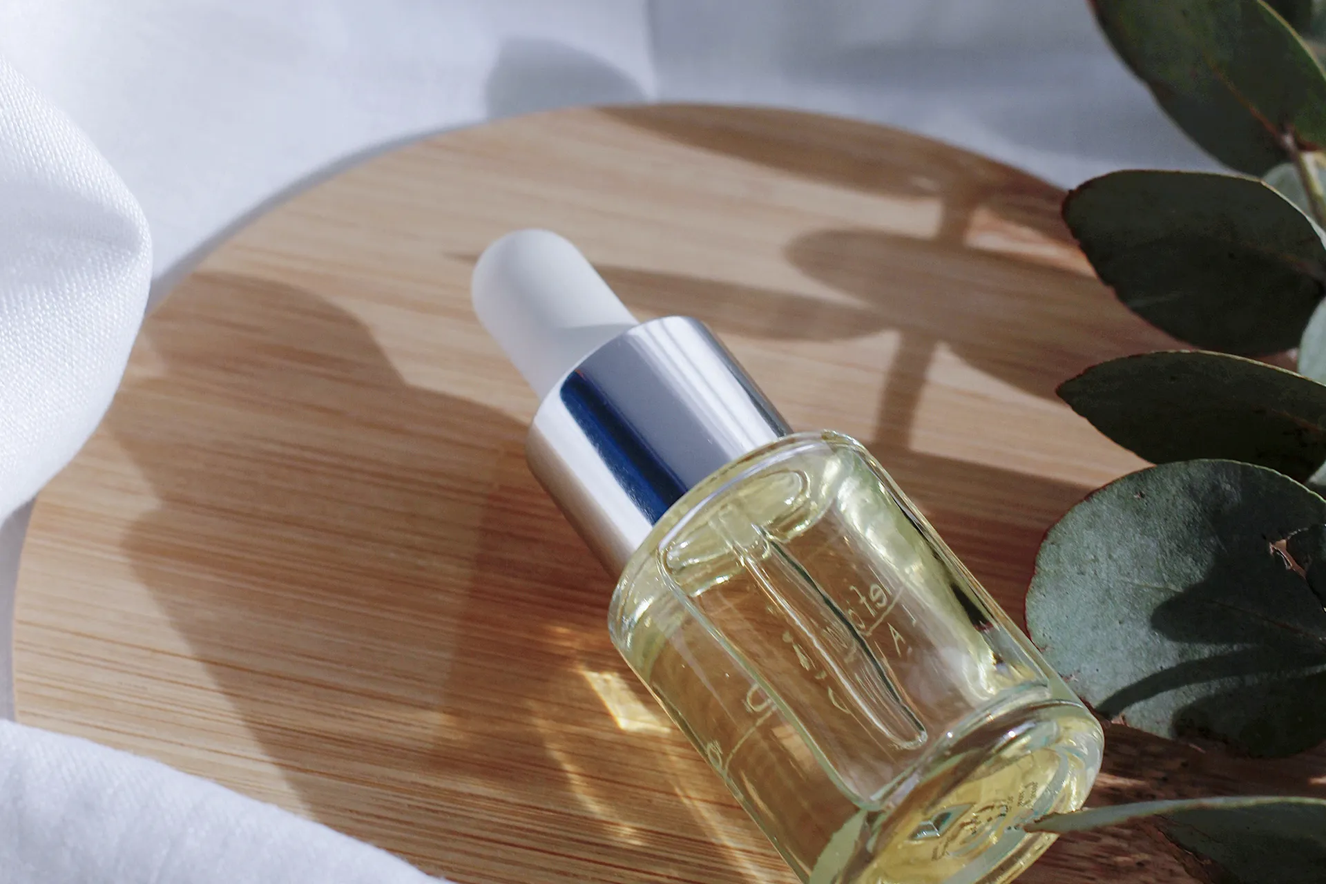 vacuum metalising cosmetic bottle cap